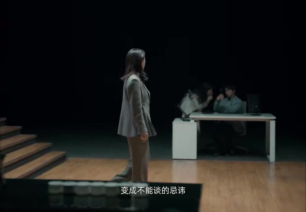 多问一个问题影片中的面试场景